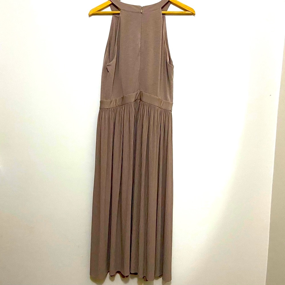 Katherine Malandrino pleated dress in beige Size 6